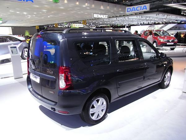 Dacia Logan - praktischer Kombi
Billigauto hin und Billigauto her, wer ein geräumiges Fahrzeug sucht und nicht viel Geld ausgeben will ist mit dem Dacia Logan sicher nicht schlecht bedient.