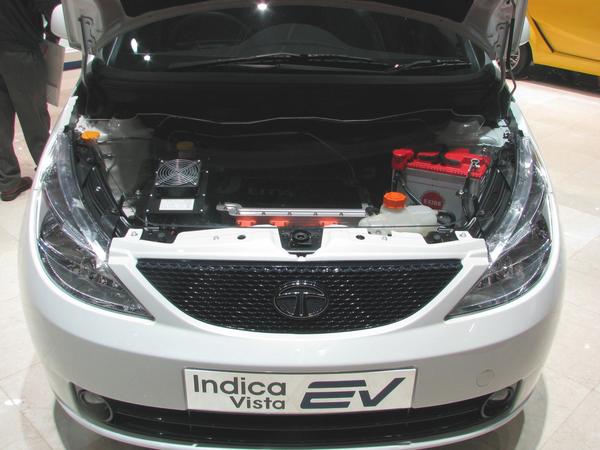 Indica Vista - das Elektroauto von Tata
Aus Indien kommen nicht nur die Computerexperten nach Europa, sondern bald auch die Elektroautos. Mit dem Indica Vista steht ein serienreifes, alltagstaugliches Elektroauto in