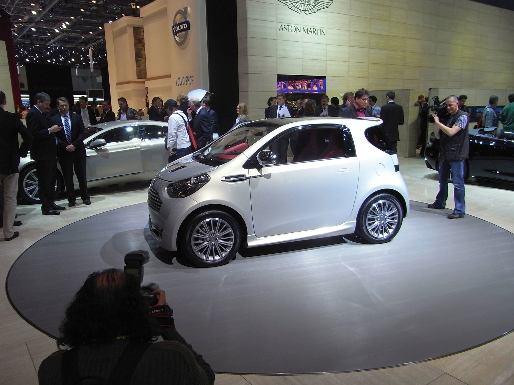 Toyota iq aston martin