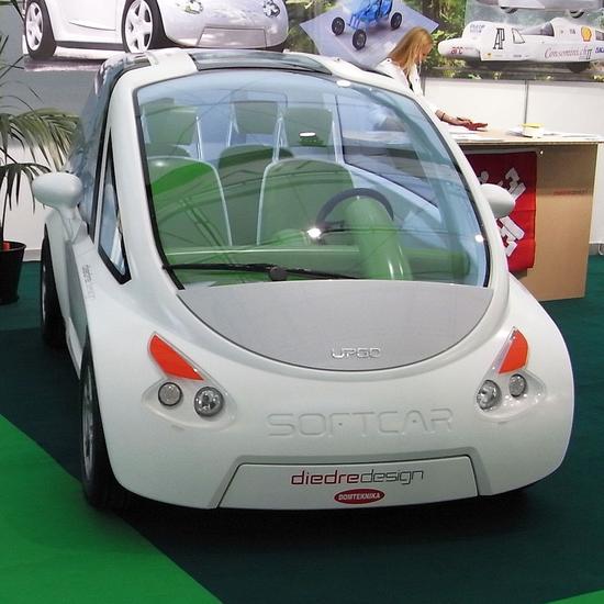 UPGO - das Softcar
Dieses Modell mit dem Namen Upgo hat aus meiner Sicht beste Chancen einmal so oder ähnlich tatsächlich auf unseren Straßen zu fahren.