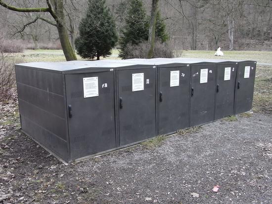 Fahrradbox - sichere Aufbewahrung
Es gibt viele Gründe das Fahrrad nicht als vollwertiges Verkehrsmittel zu akzeptieren. Einer davon ist der Mangel an sicheren Abstellplätzen. In Meiningen gibt es dafür jetzt diese