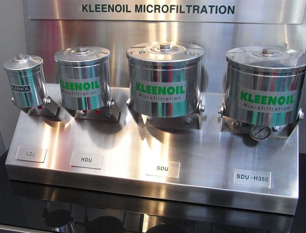 Kleenoil Microfiltration
Hier sieht man die Ölfilter der besonderen Art. Für unterschiedliche Maschinen oder Fahrzeuge, auch für den privaten PKW, gibt es diese Filter.