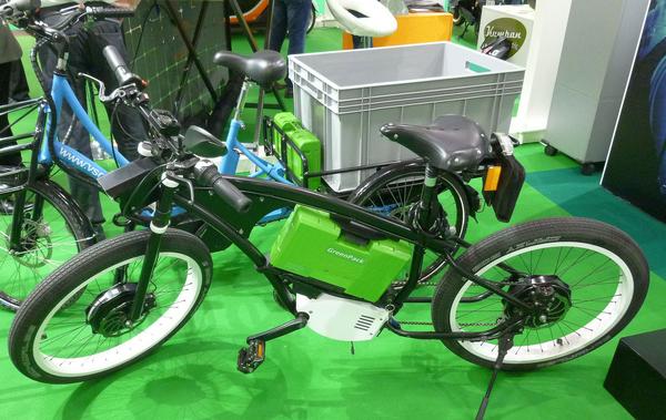 Universal-Akku GreenPack im Fahrrad
Diese unterschiedlichen Elektrofahrzeuge haben eine Gemeinsamkeit. Die Stromversorgung erfolgt über ein universelles Akkupaket.